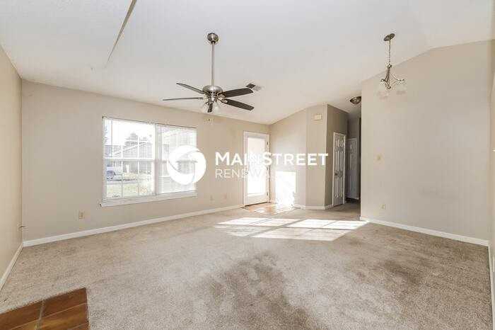 1104 Atterbury Cir S - Photo 3 of 16