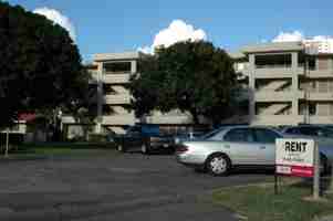 featured image of 2745 Kapiolani Blvd