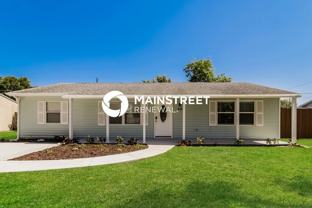 466 Oxford Dr - Photo 1 of 1