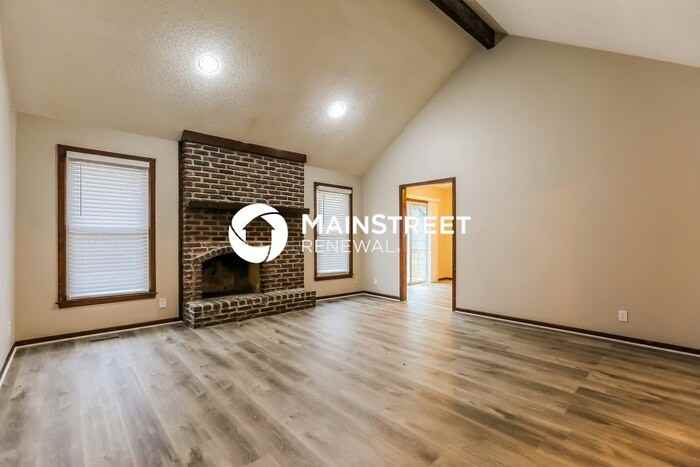 14835 S Locust St - Photo 6 of 17