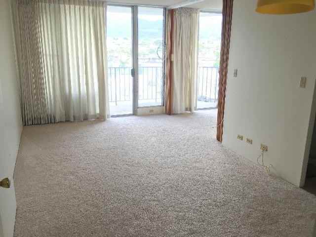 2121 Algaroba St - Photo 3 of 5