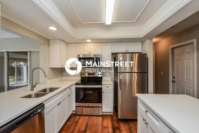 3527 Se 3rd Ave - Photo 7 of 16