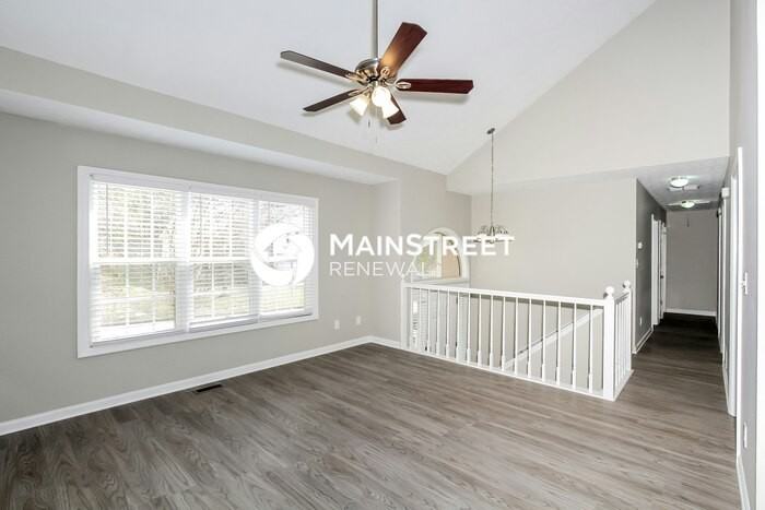 721 Stonebridge Park Cir - Photo 5 of 17