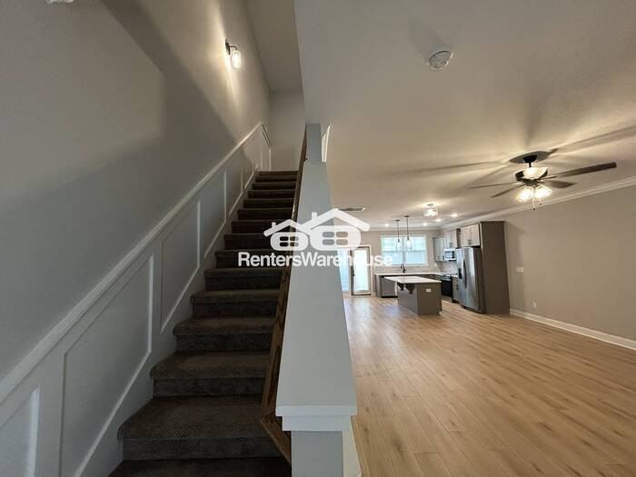 Susan Lynn Dr - Photo 5 of 27