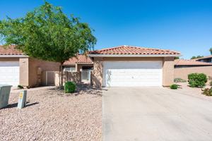 featured image of 3510 E Hampton Ave #11