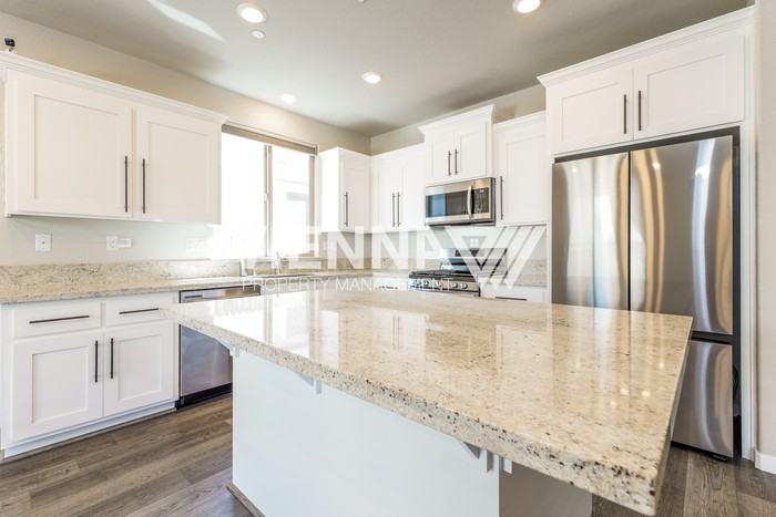 4120 Gossamer St - Photo 6 of 21