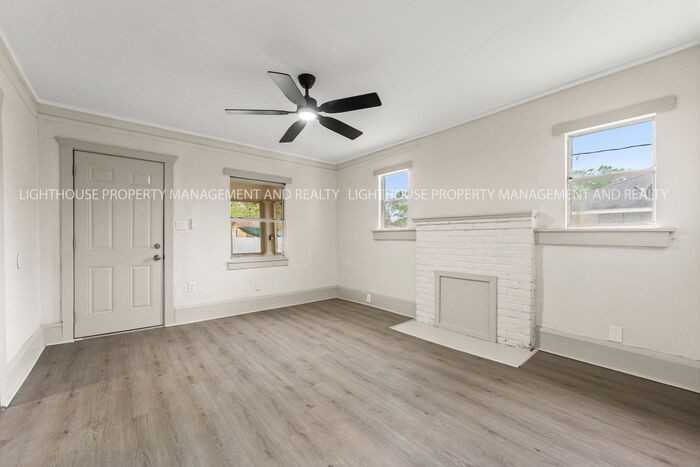 1415 W 31st St - Photo 7 of 21