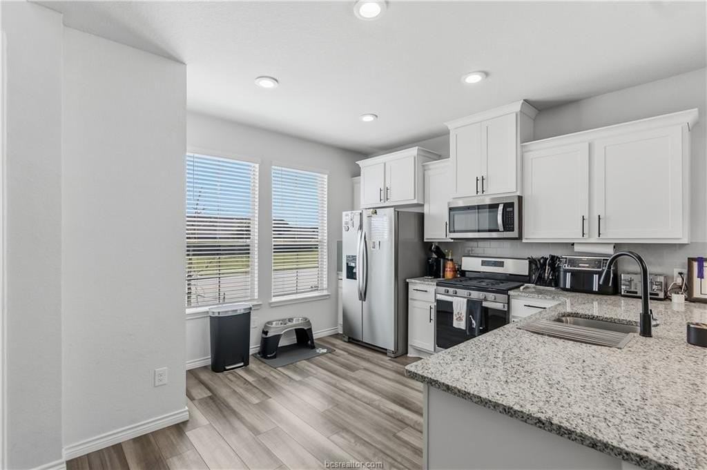 807 Double Mountain Rd - Photo 4 of 19