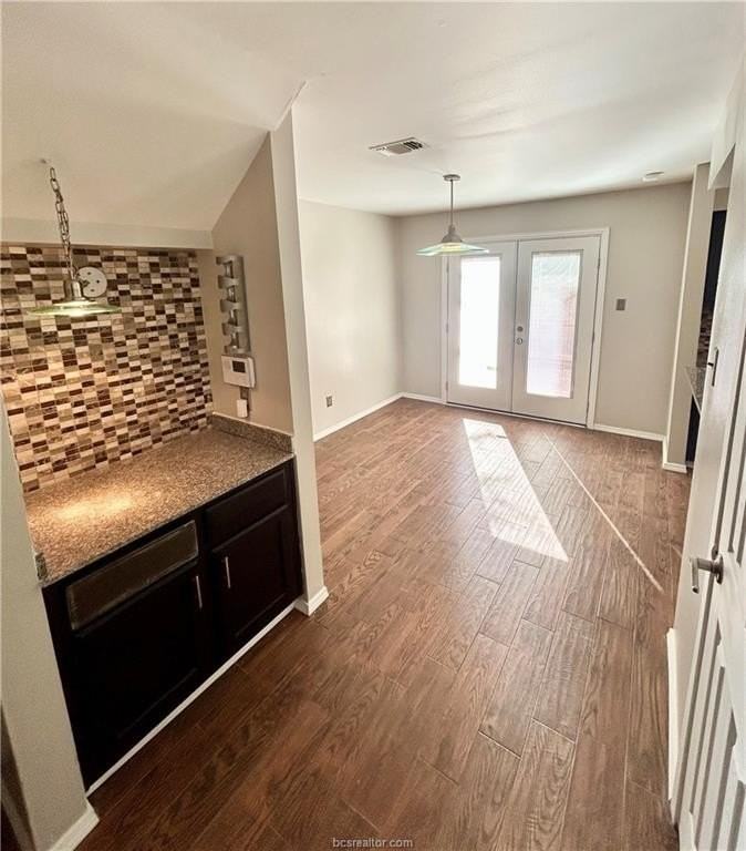 1904 Dartmouth St Apt N2 - Photo 3 of 16