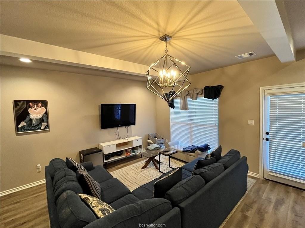 2817 Papa Bear Dr - Photo 6 of 13