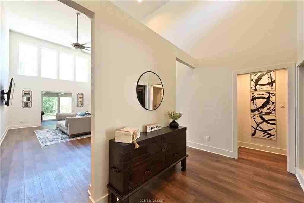 18 Forest Dr - Photo 2 of 21