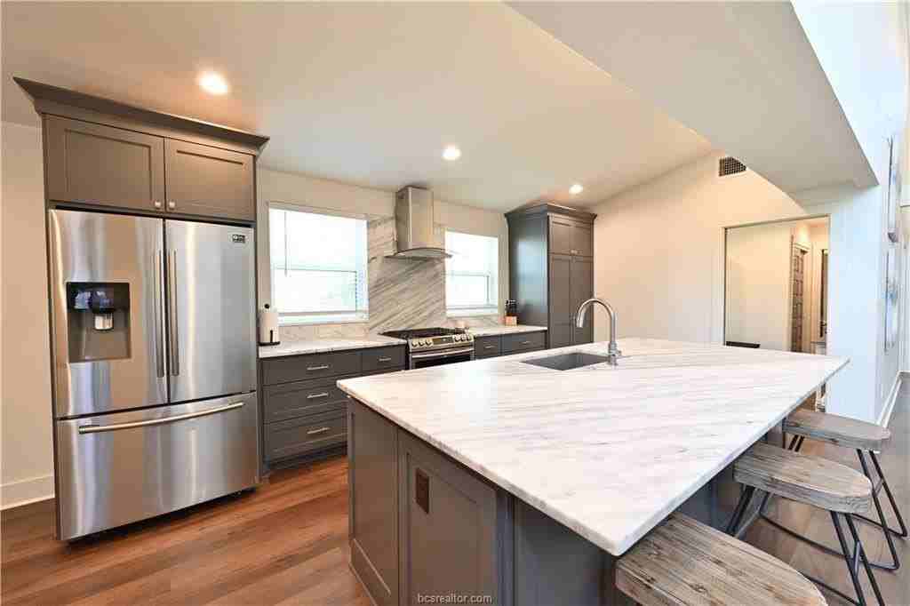 18 Forest Dr - Photo 7 of 21