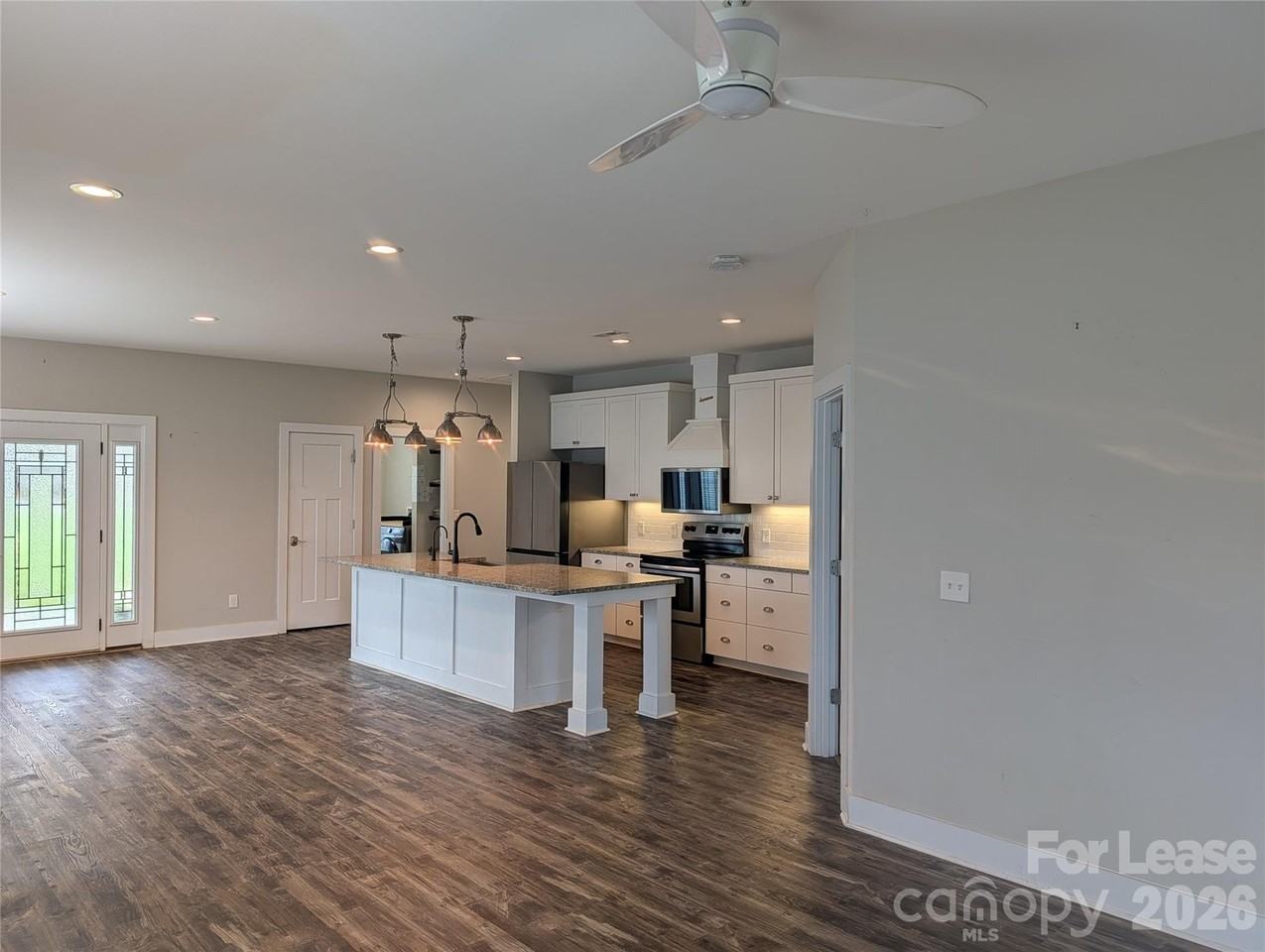 113 Mainview Dr - Photo 5 of 18