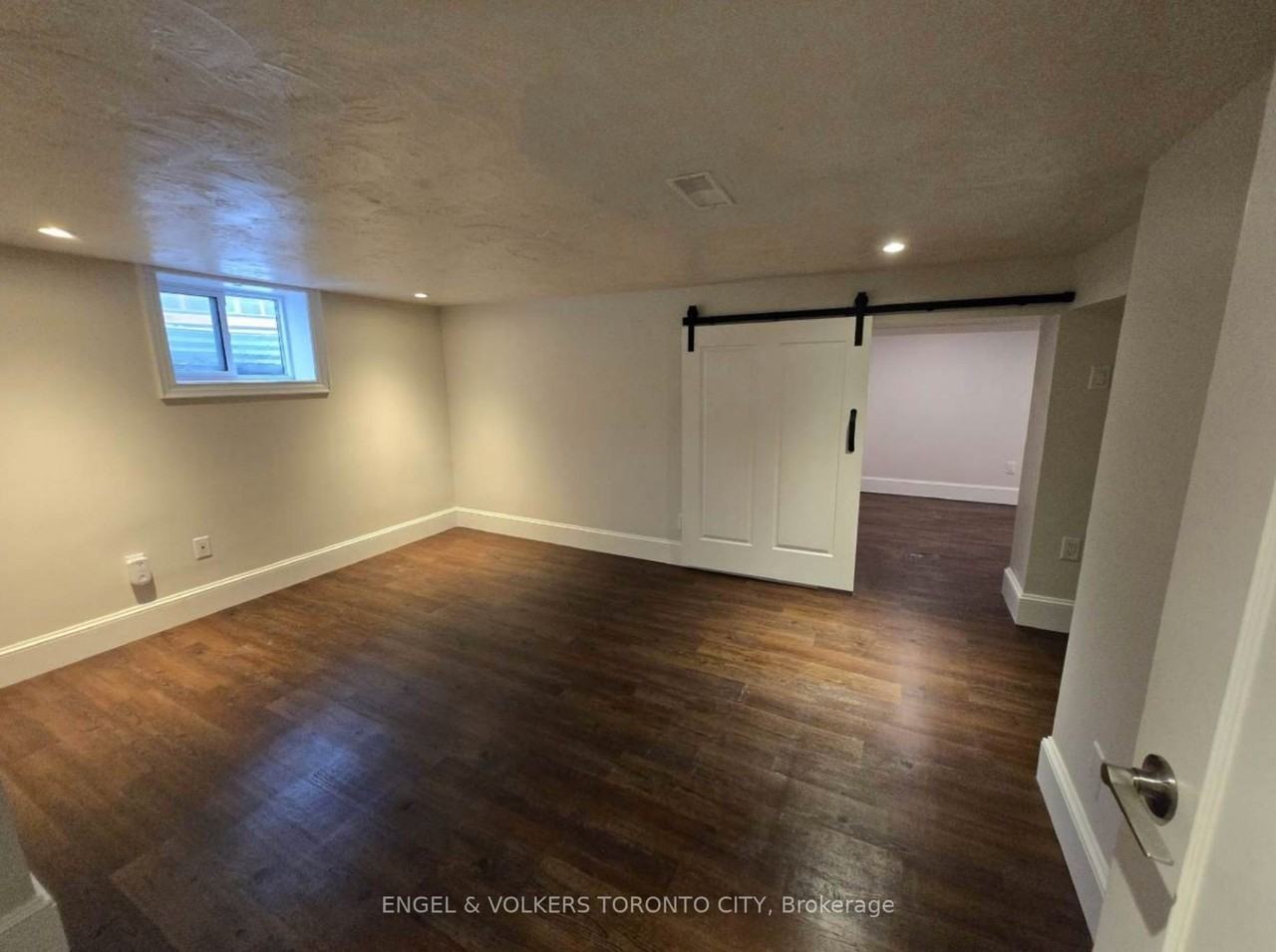 85 Prospect Street W 2 - Photo 4 of 15