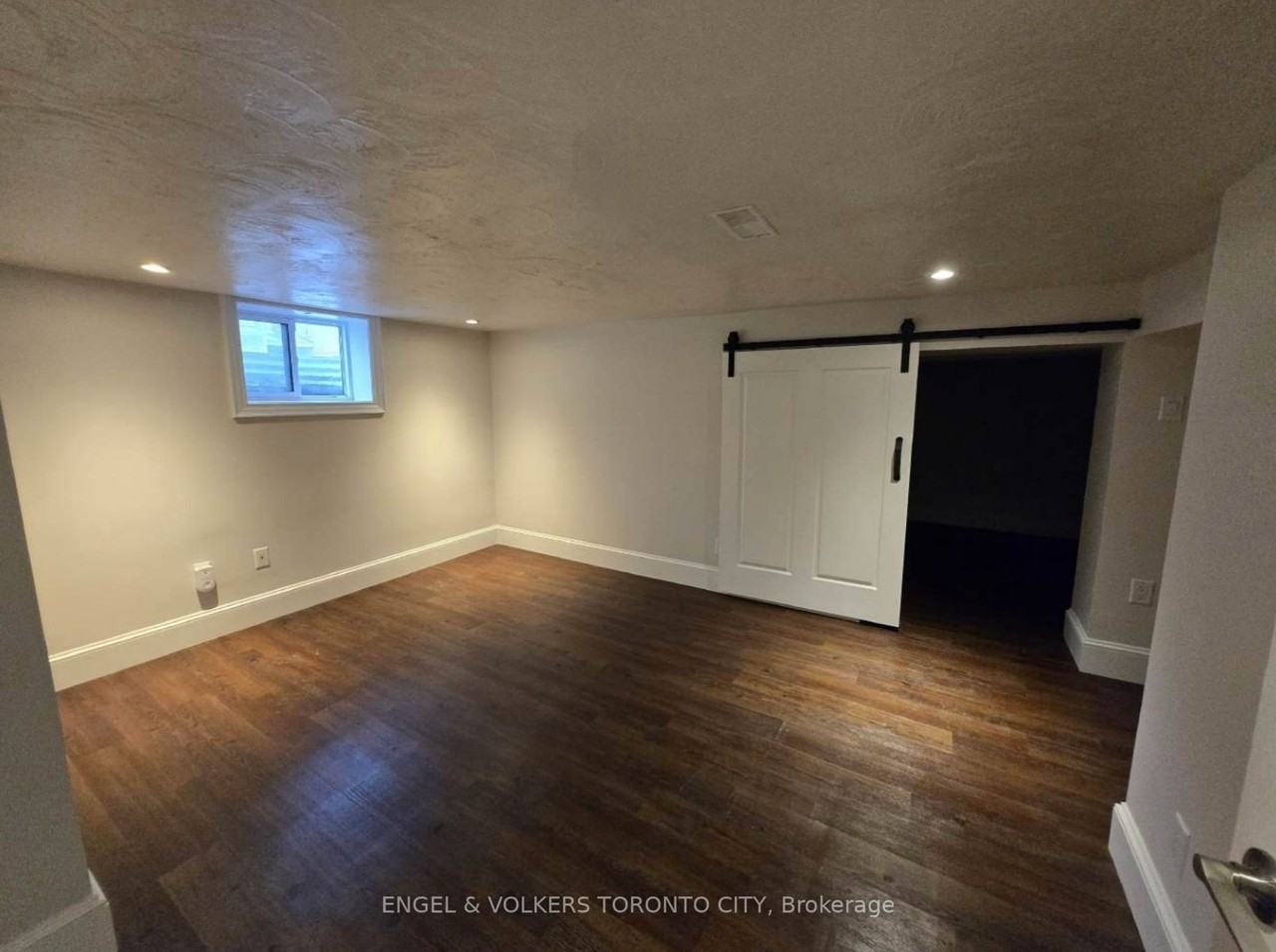 85 Prospect Street W 2 - Photo 7 of 15