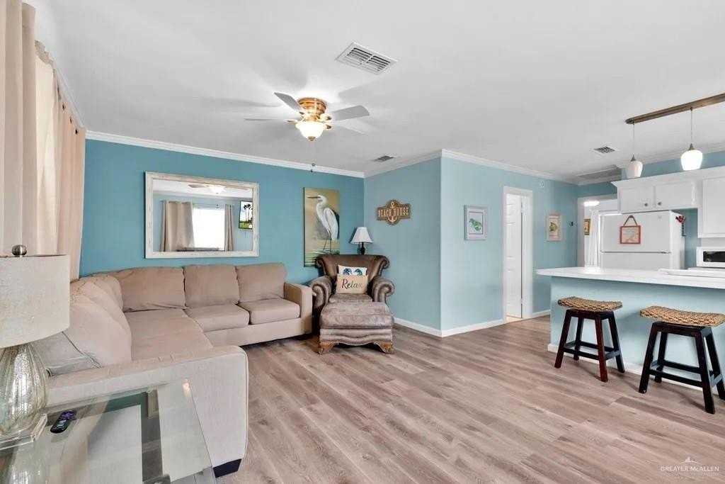 210 W Gardenia St Unit 11 - Photo 5 of 18