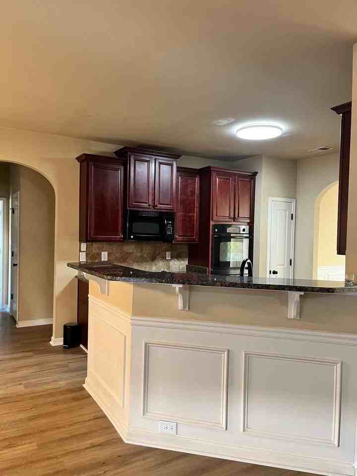 2147 Honors Cir - Photo 5 of 19