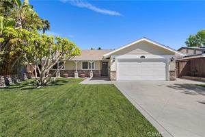 featured image of 24725 Camarillo St