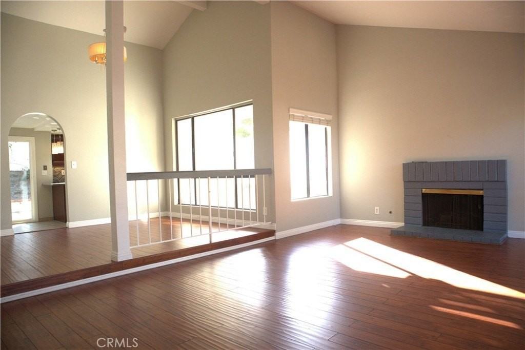 12684 Hinton Way - Photo 3 of 31