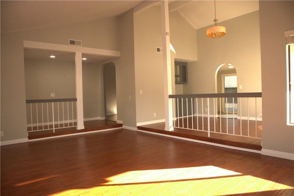 12684 Hinton Way - Photo 5 of 31