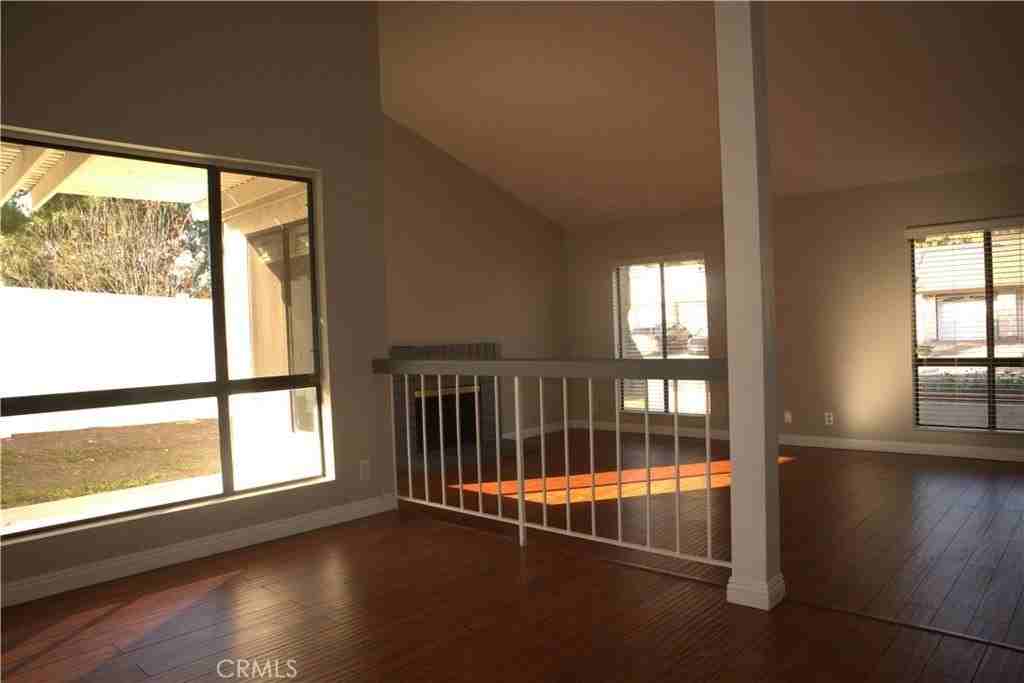 12684 Hinton Way - Photo 7 of 31