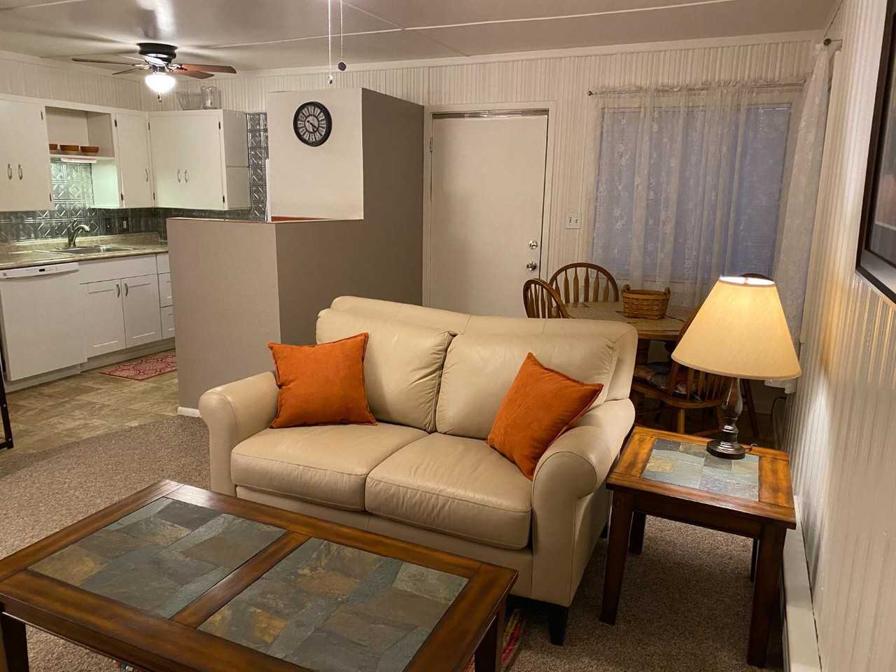 304 S Harrison St - Photo 3 of 11