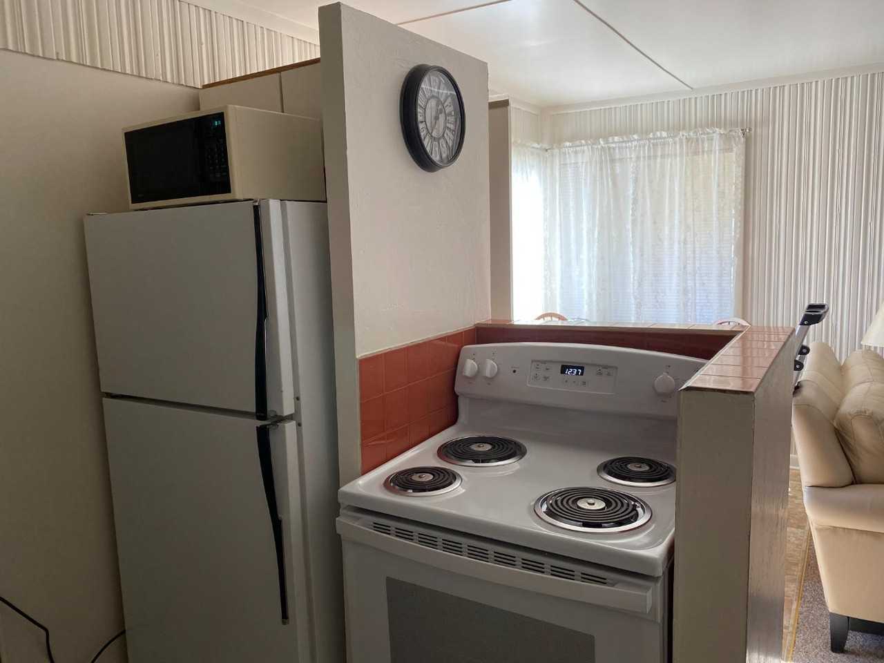 304 S Harrison St - Photo 4 of 11