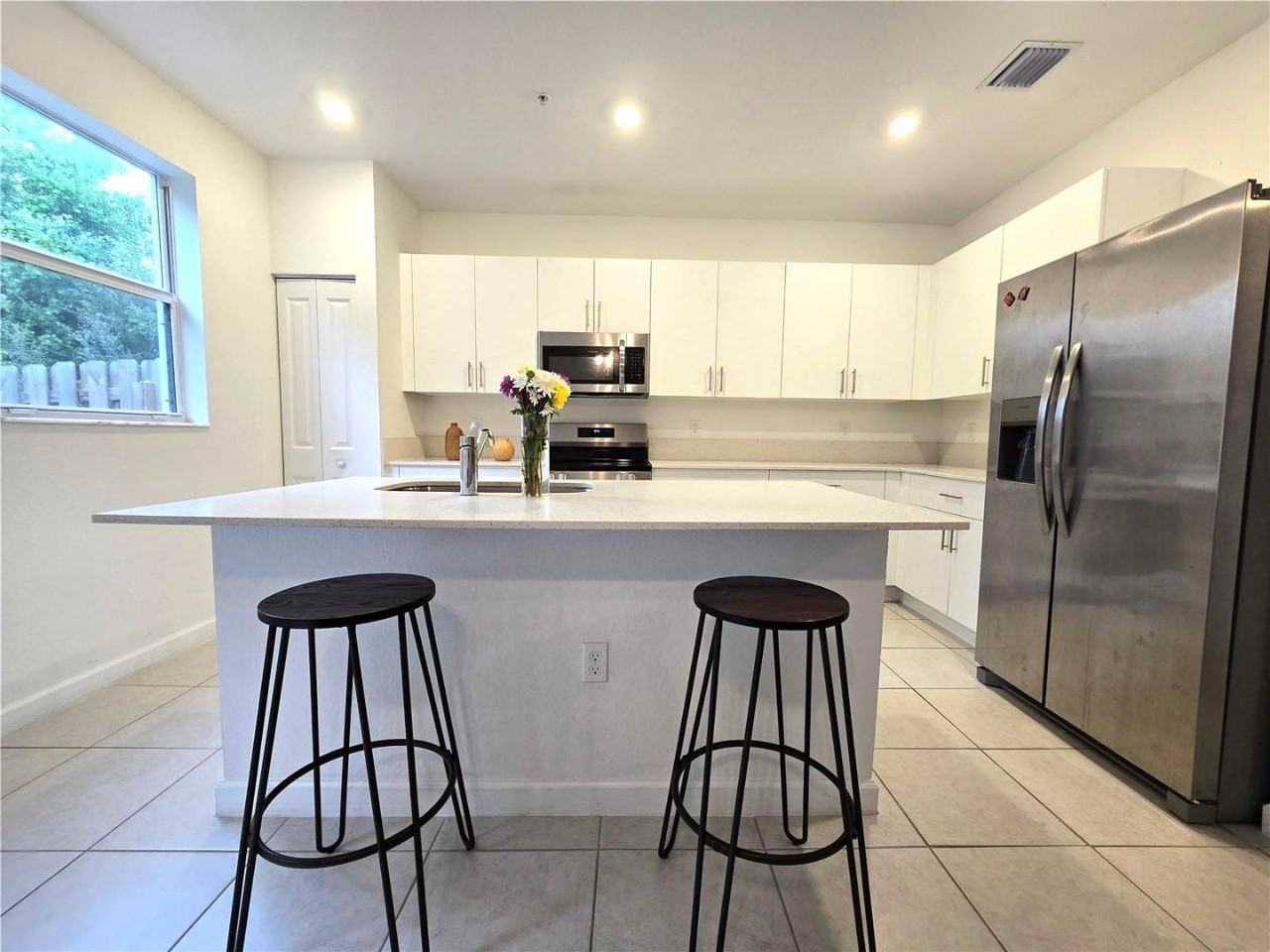 2761 NW 55th Way - Photo 5 of 10