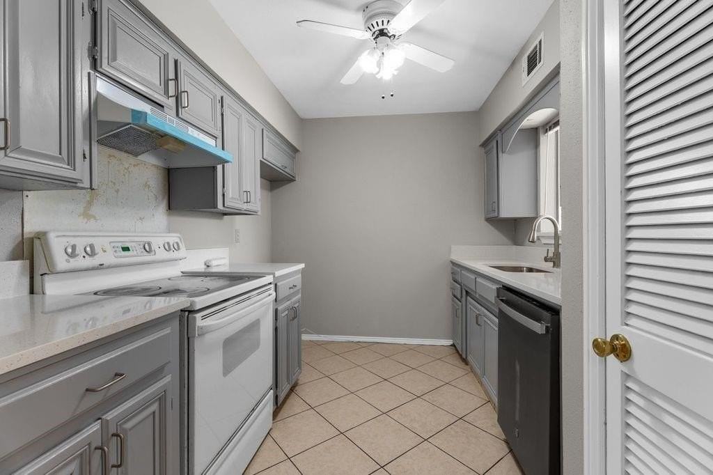 15839 El Estado Dr - Photo 6 of 21