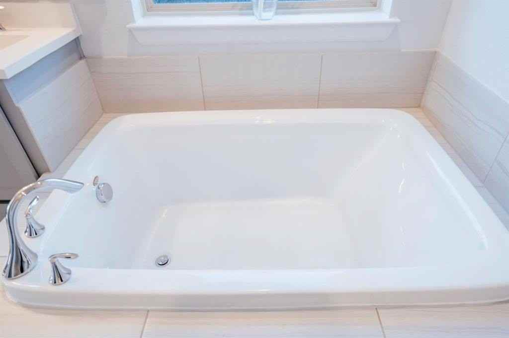 5612 Caliza Trl - Photo 5 of 39