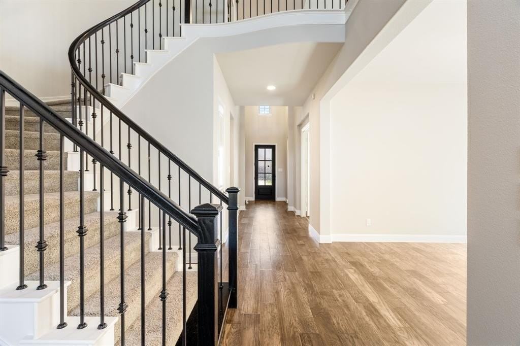 4529 Tall Knight Ln - Photo 4 of 28