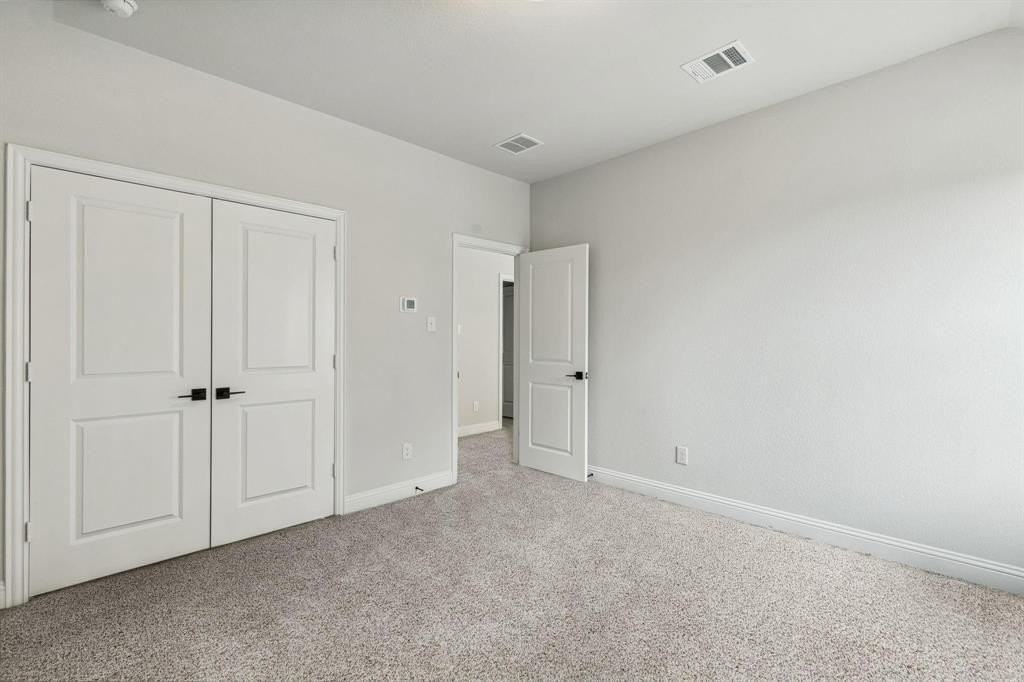 2821 Woodland Ct - Photo 6 of 10