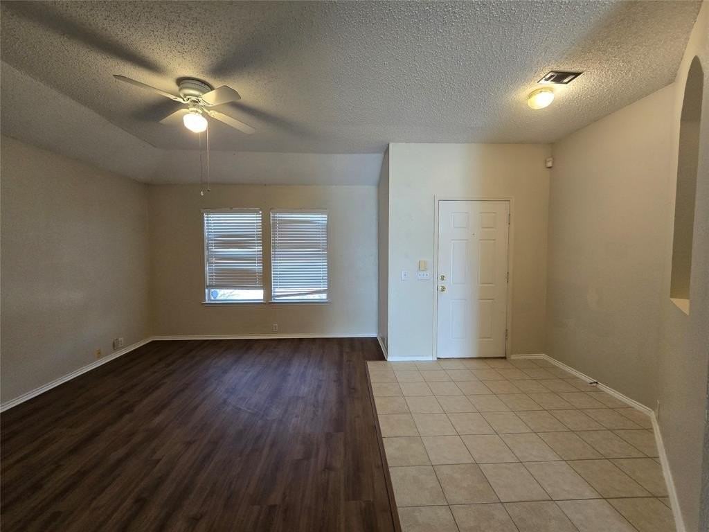 1400 Kilkenny Dr - Photo 6 of 24