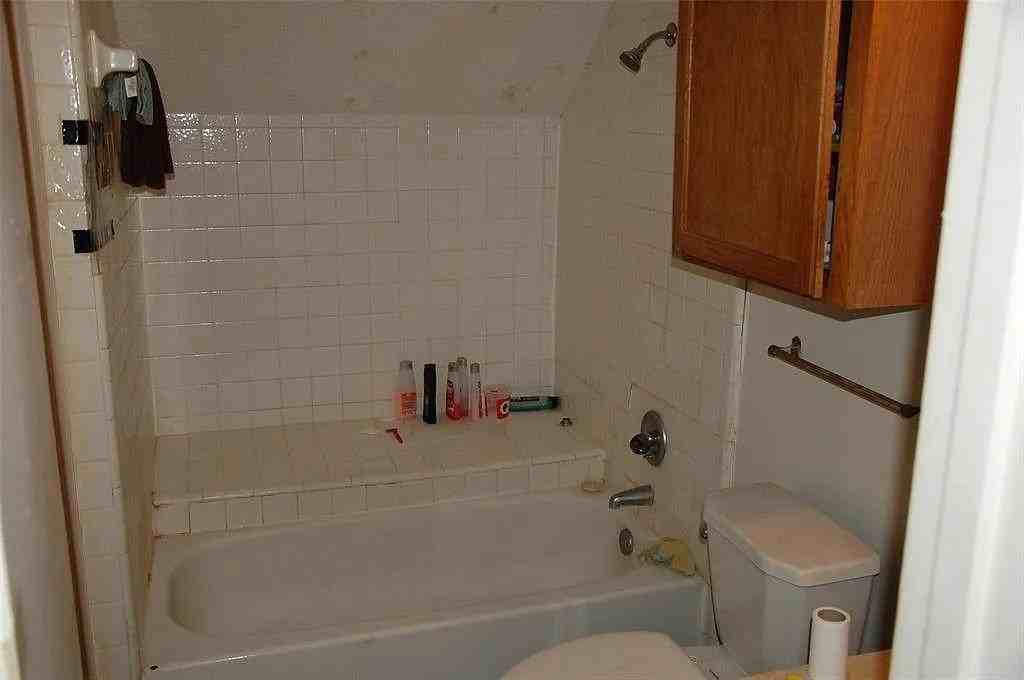 9815 Walnut St #102 - Photo 3 of 9