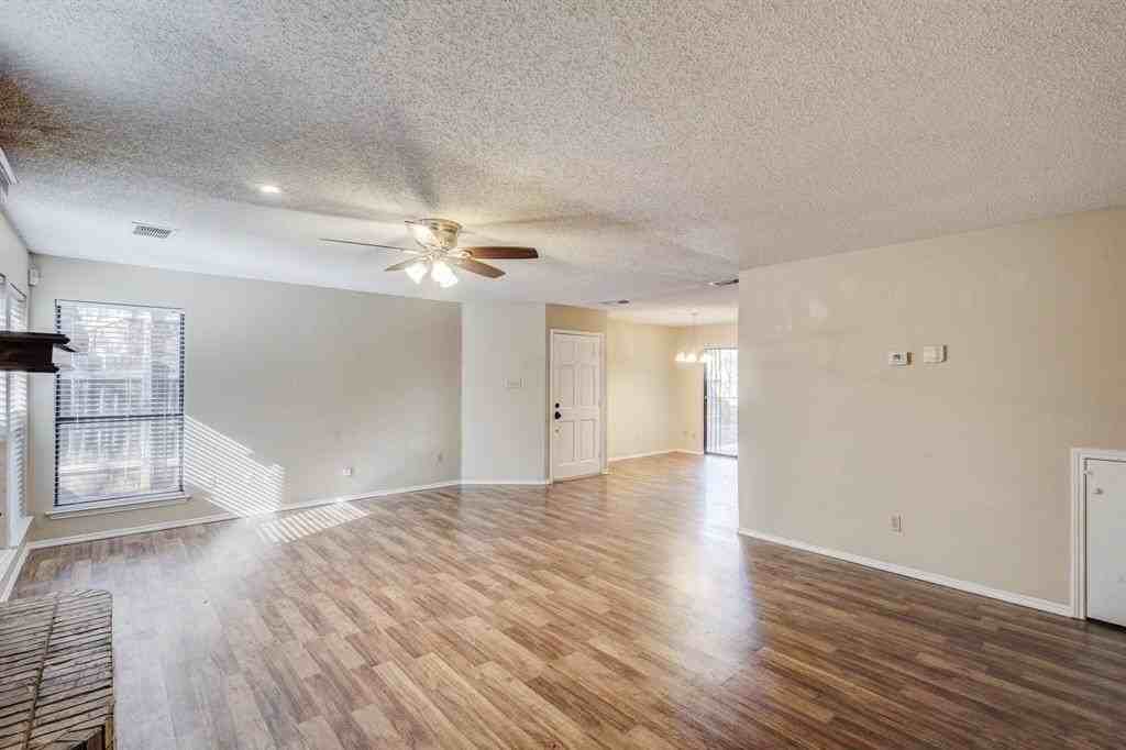 1413 Palmnold Cir E - Photo 6 of 26