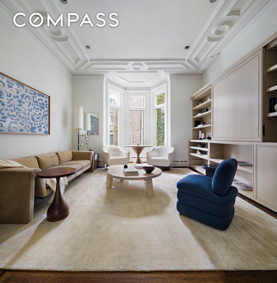 248 W 11th St #TH - Photo 2 of 23