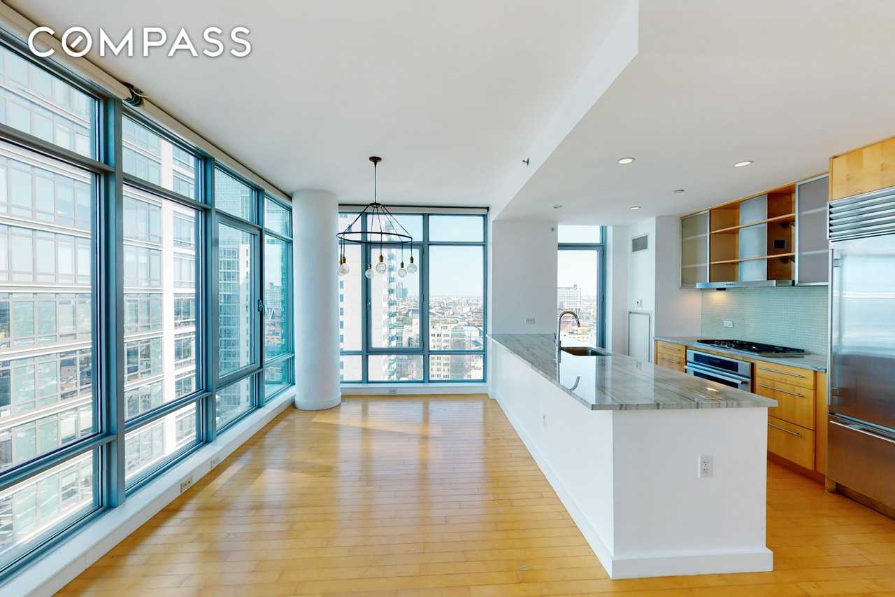 1 Northside Piers #23B - Photo 2 of 7