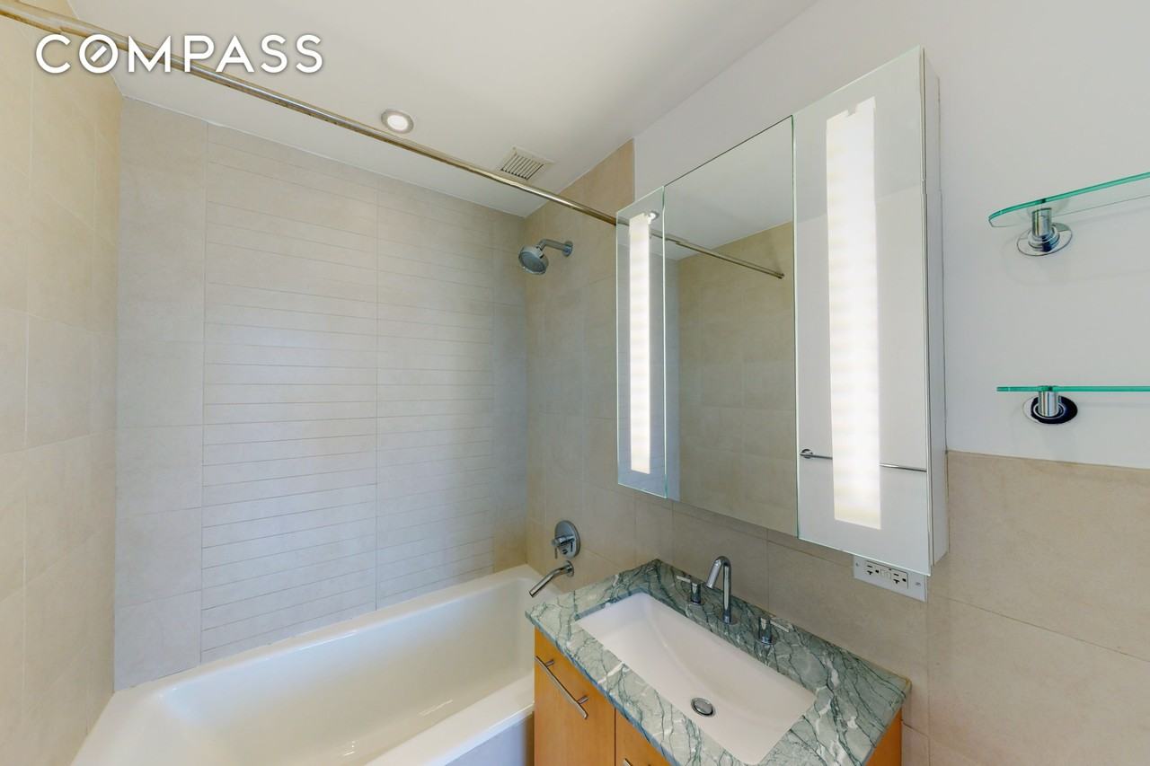 1 Northside Piers #23B - Photo 6 of 7