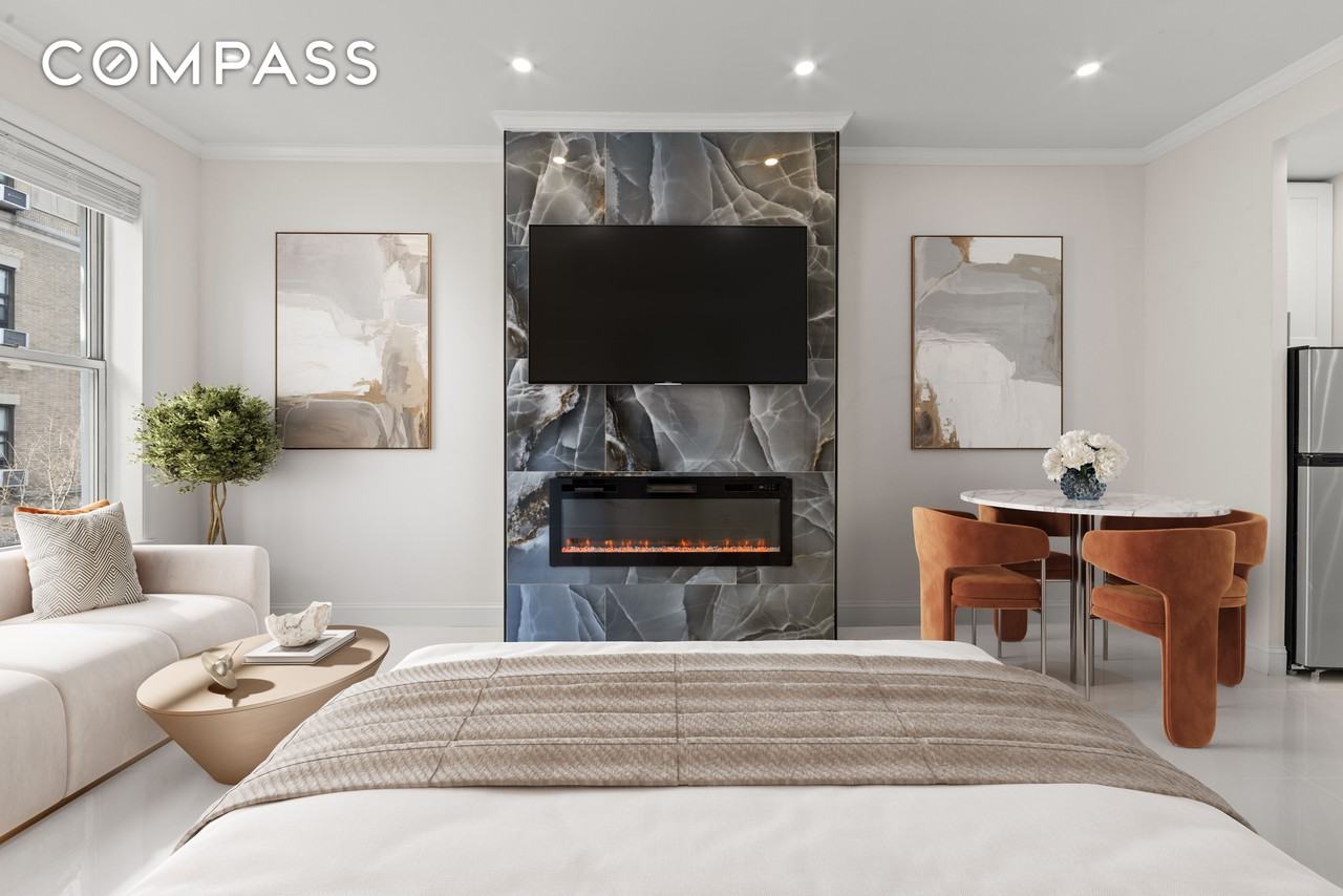 417 E 87th St #2A - Photo 2 of 4