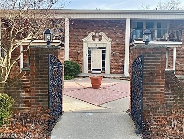 885 N Old Woodward Ave #1 - Photo 3 of 20