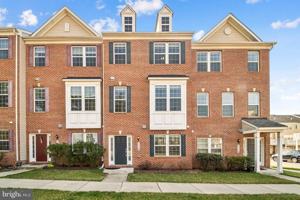 featured image of 1118 Bayberry Ln