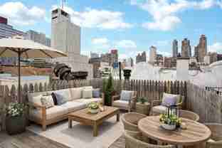 438 W 52nd St #4D - Photo 1 of 1