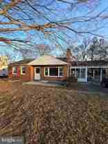 926 Green Ln - Photo 1 of 1