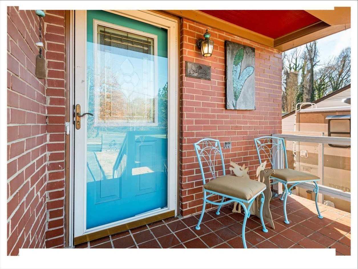 112 E Lawson St - Photo 5 of 49