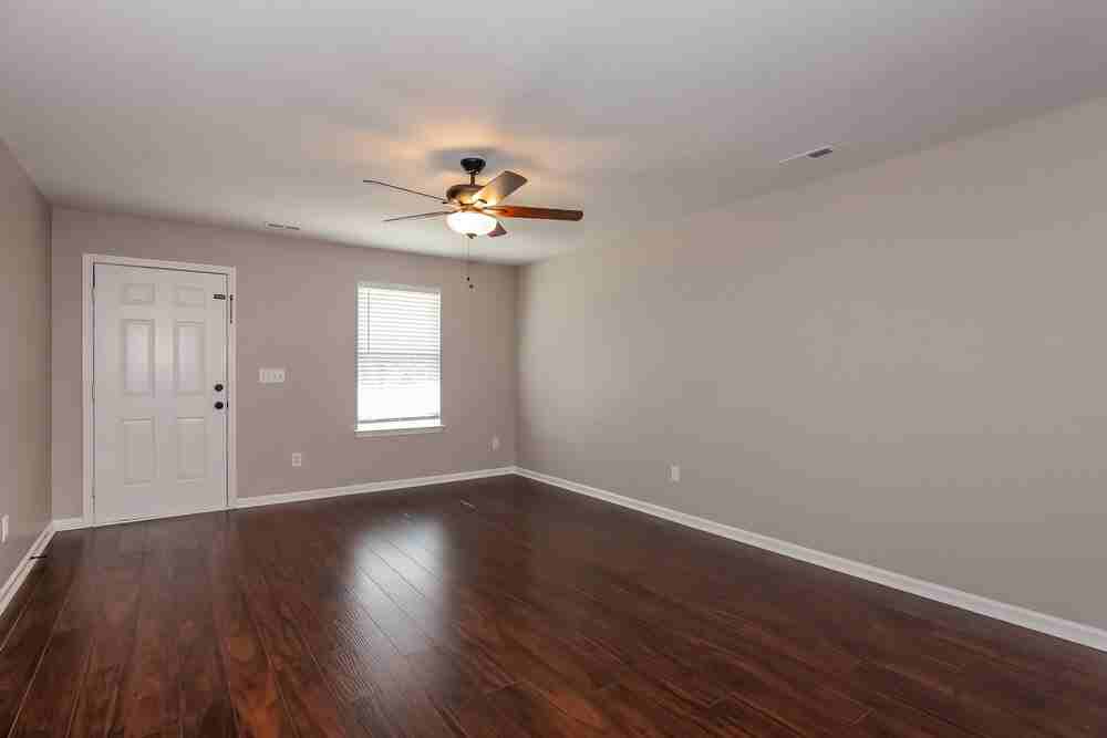 11804 Kilrush Dr - Photo 4 of 17