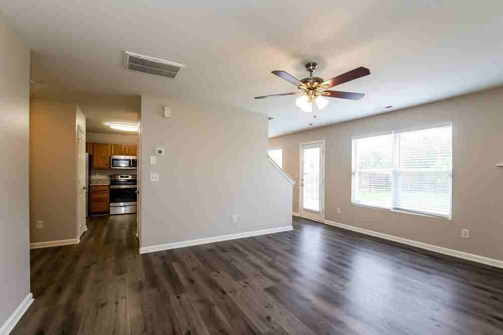 717 Aberdeen Glen Pl - Photo 5 of 16