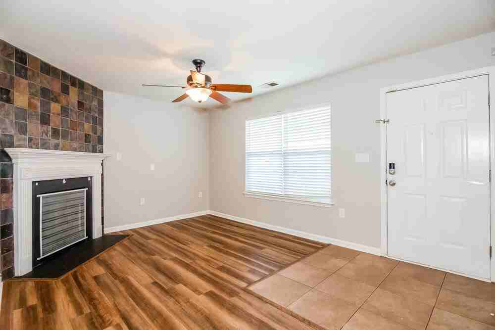 2231 Gooseberry Rd - Photo 5 of 17