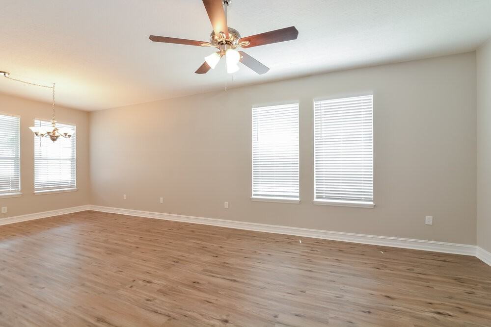 3303 Primrose Willow Dr - Photo 5 of 16