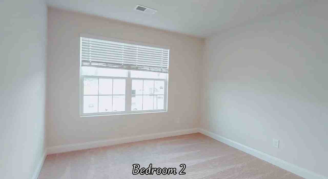 654 Southwick Pl #1 - Photo 5 of 8