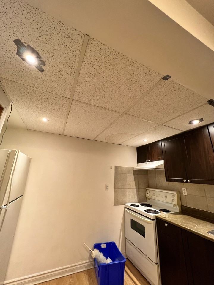 6860 Avenue Fielding #G-1 - Photo 2 of 7